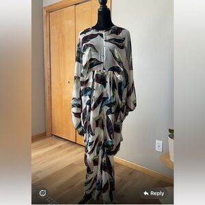 Elegant Multicolor Leaf Print Dress

Dorma’s Couture 
REASONABLE OFFERS ACCEPTED